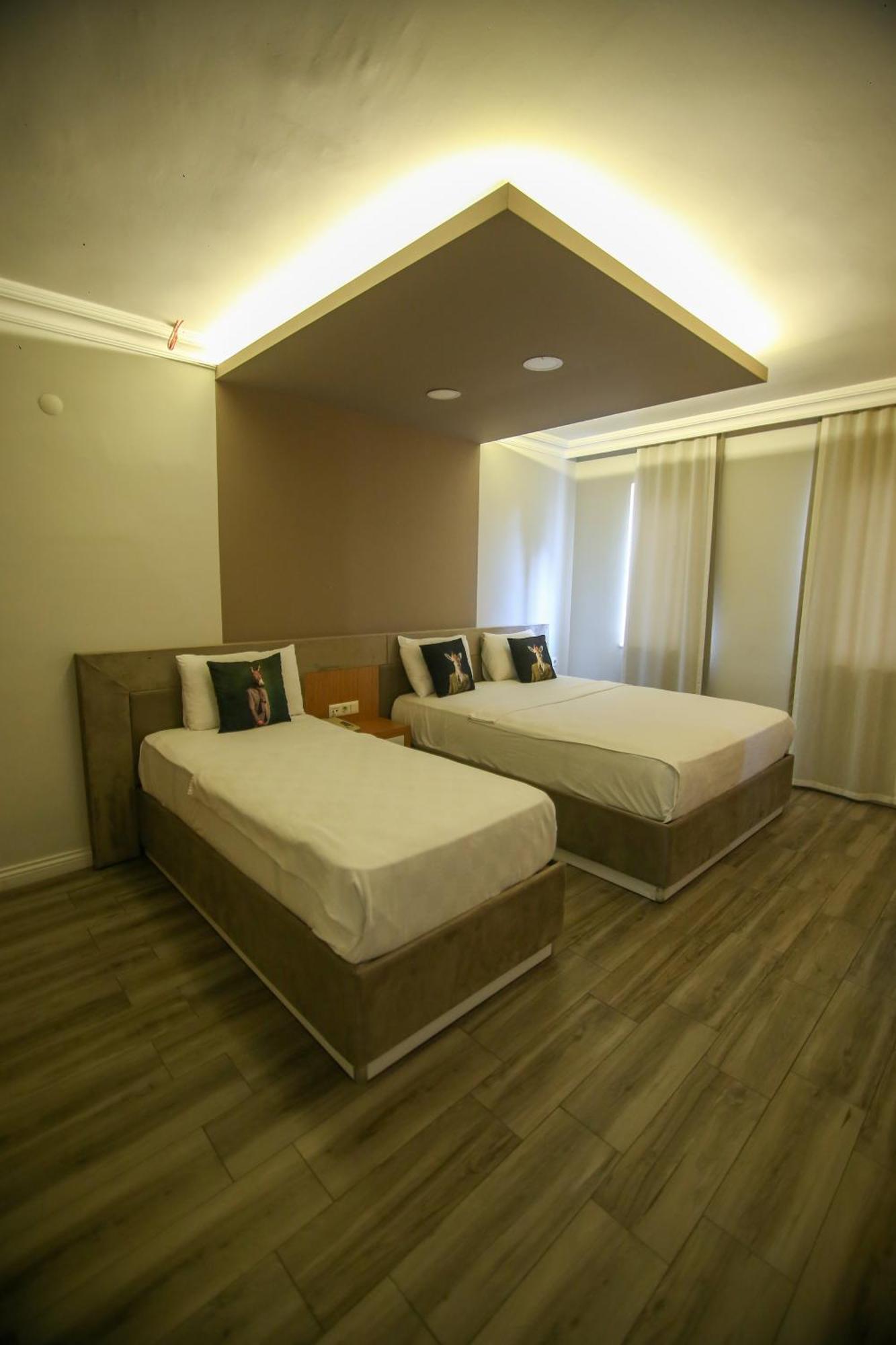 Cevik Palace Hotel Antalya Luaran gambar