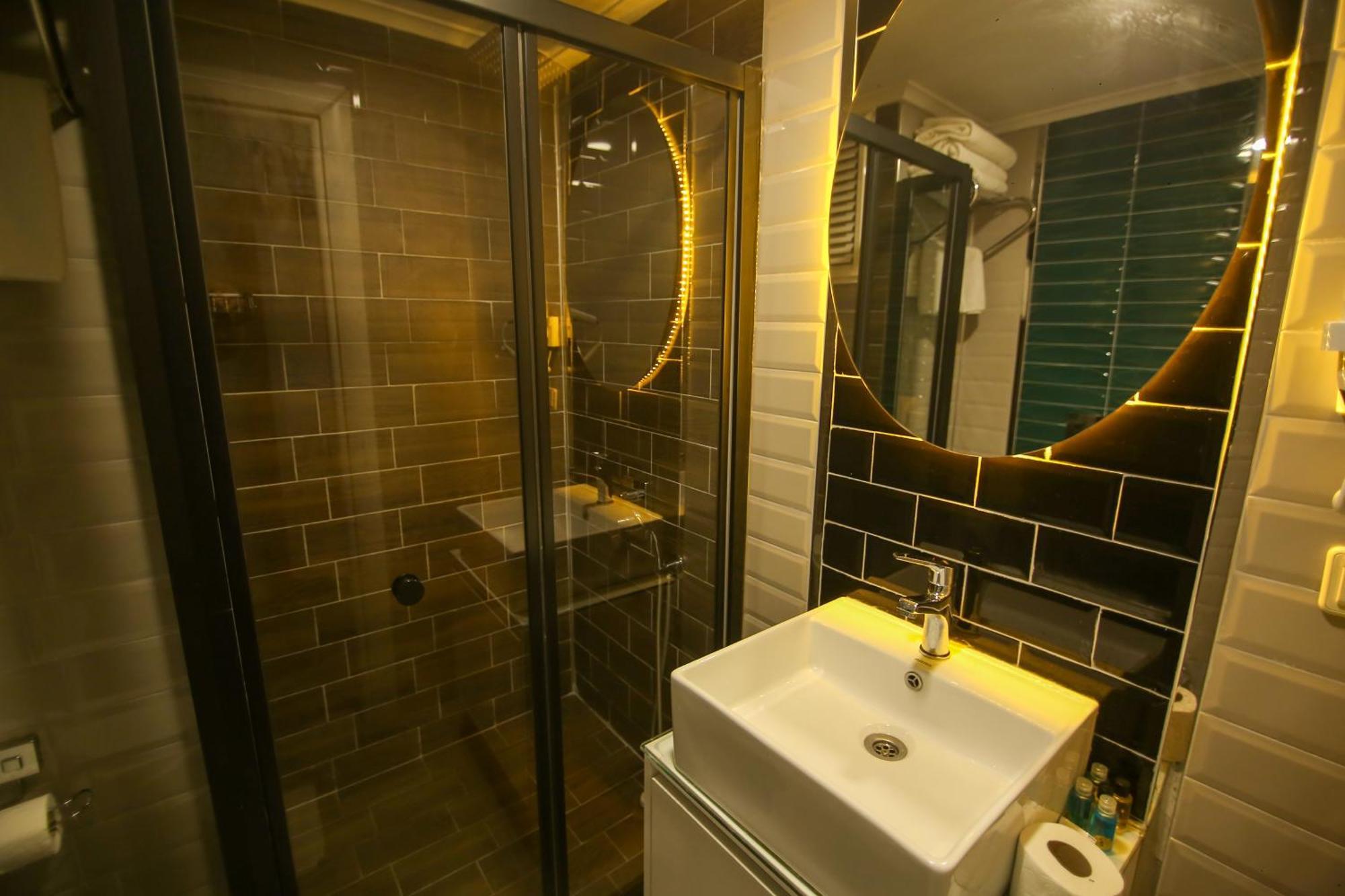 Cevik Palace Hotel Antalya Luaran gambar