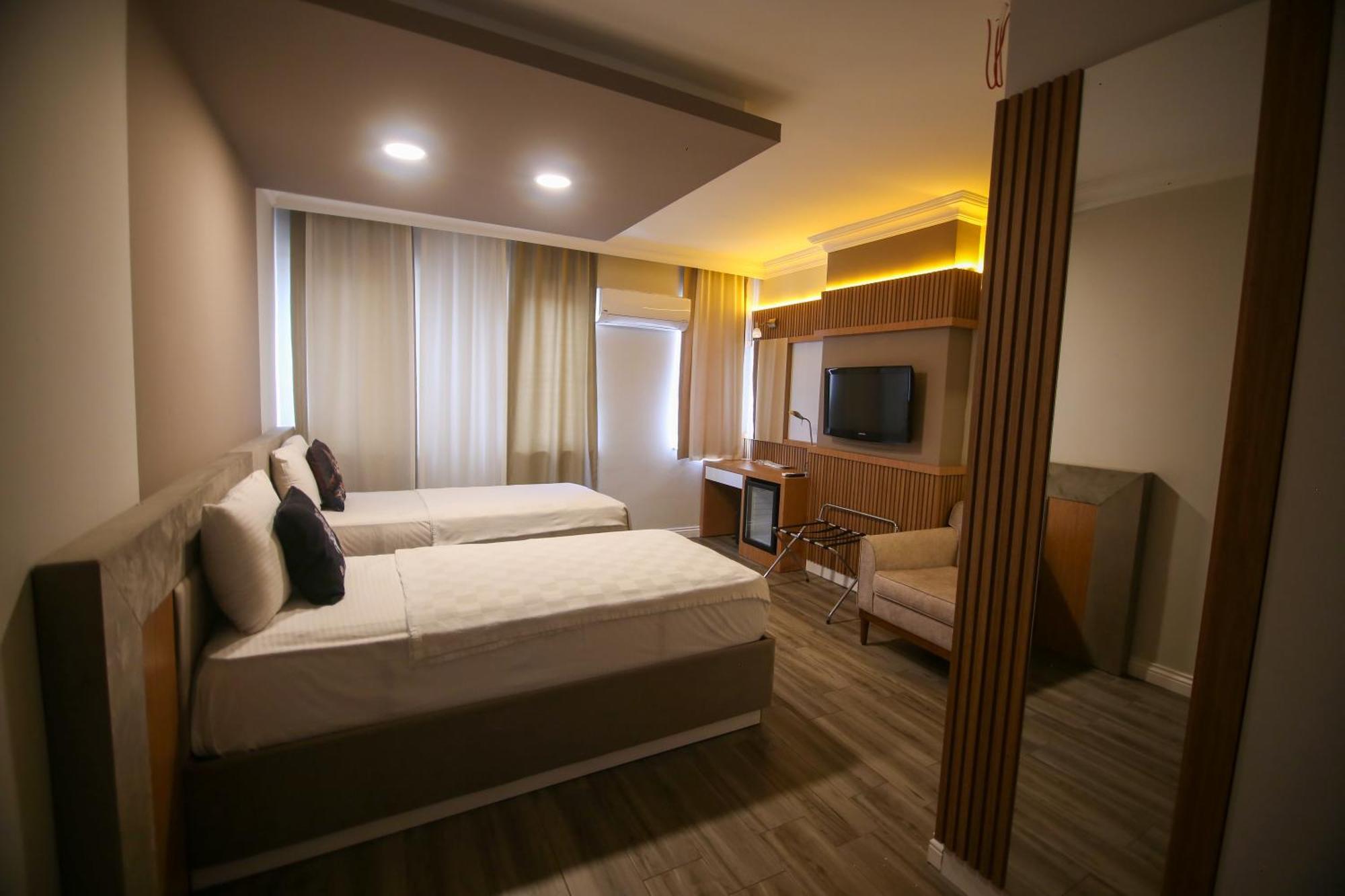 Cevik Palace Hotel Antalya Luaran gambar