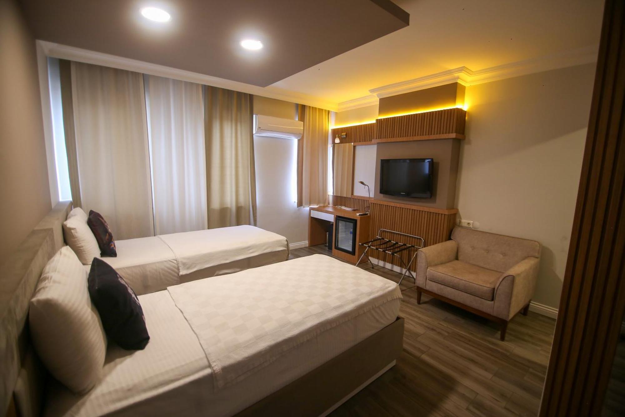 Cevik Palace Hotel Antalya Luaran gambar