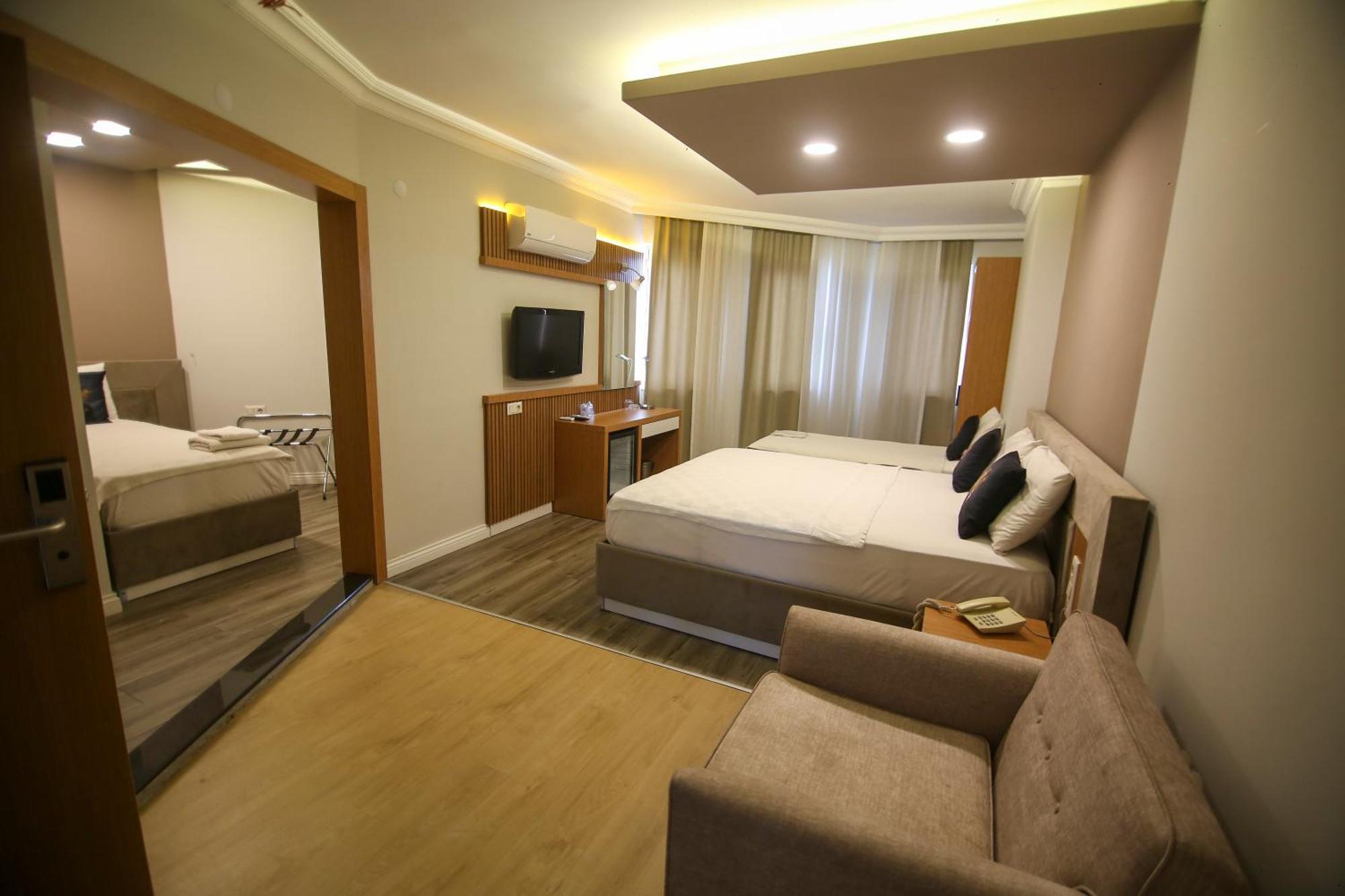 Cevik Palace Hotel Antalya Luaran gambar