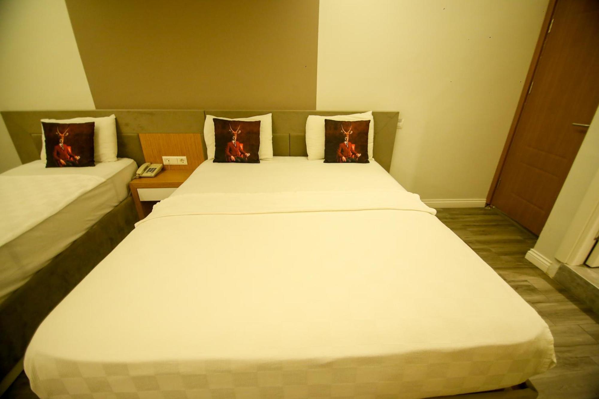 Cevik Palace Hotel Antalya Luaran gambar