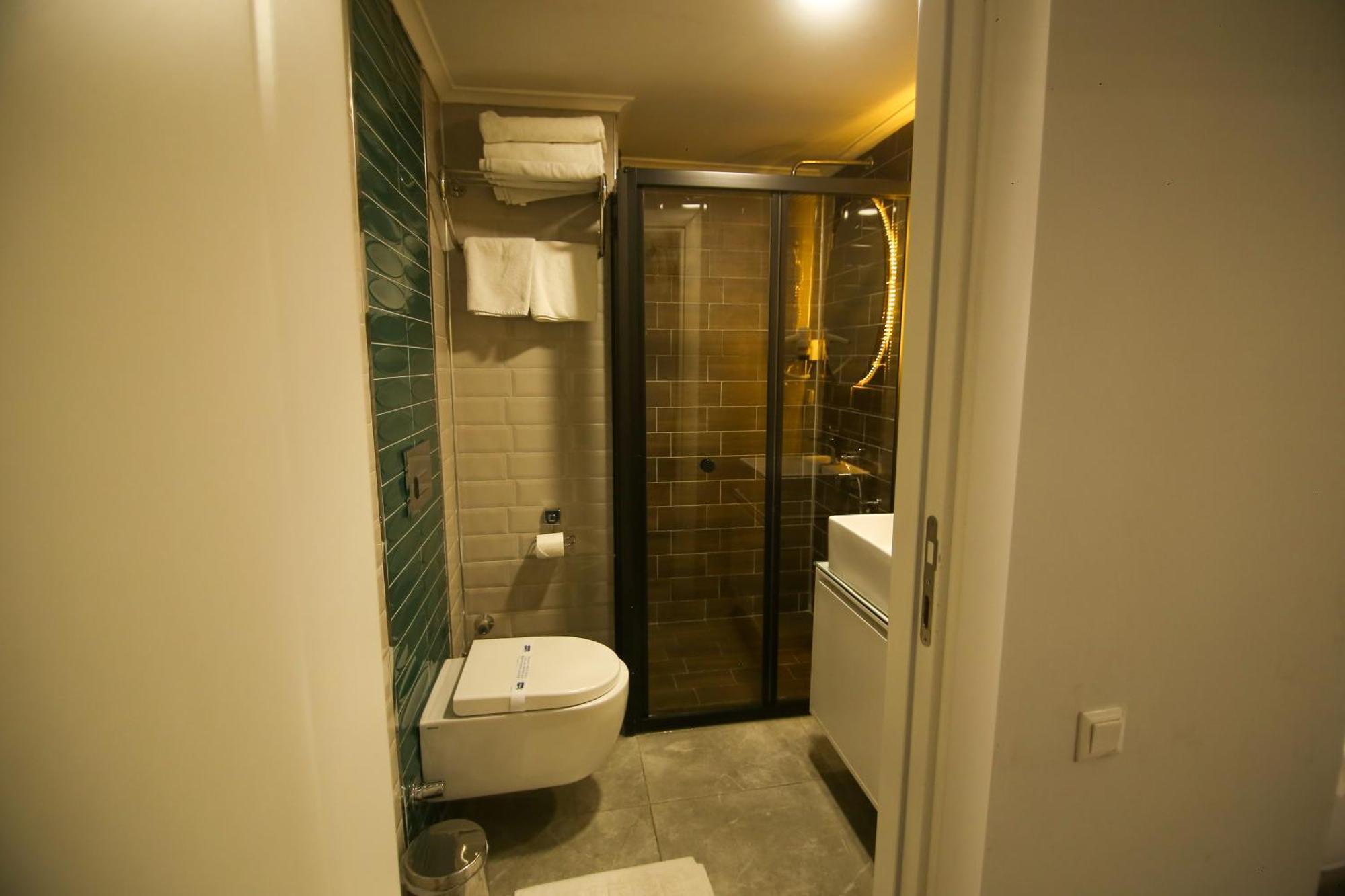 Cevik Palace Hotel Antalya Luaran gambar