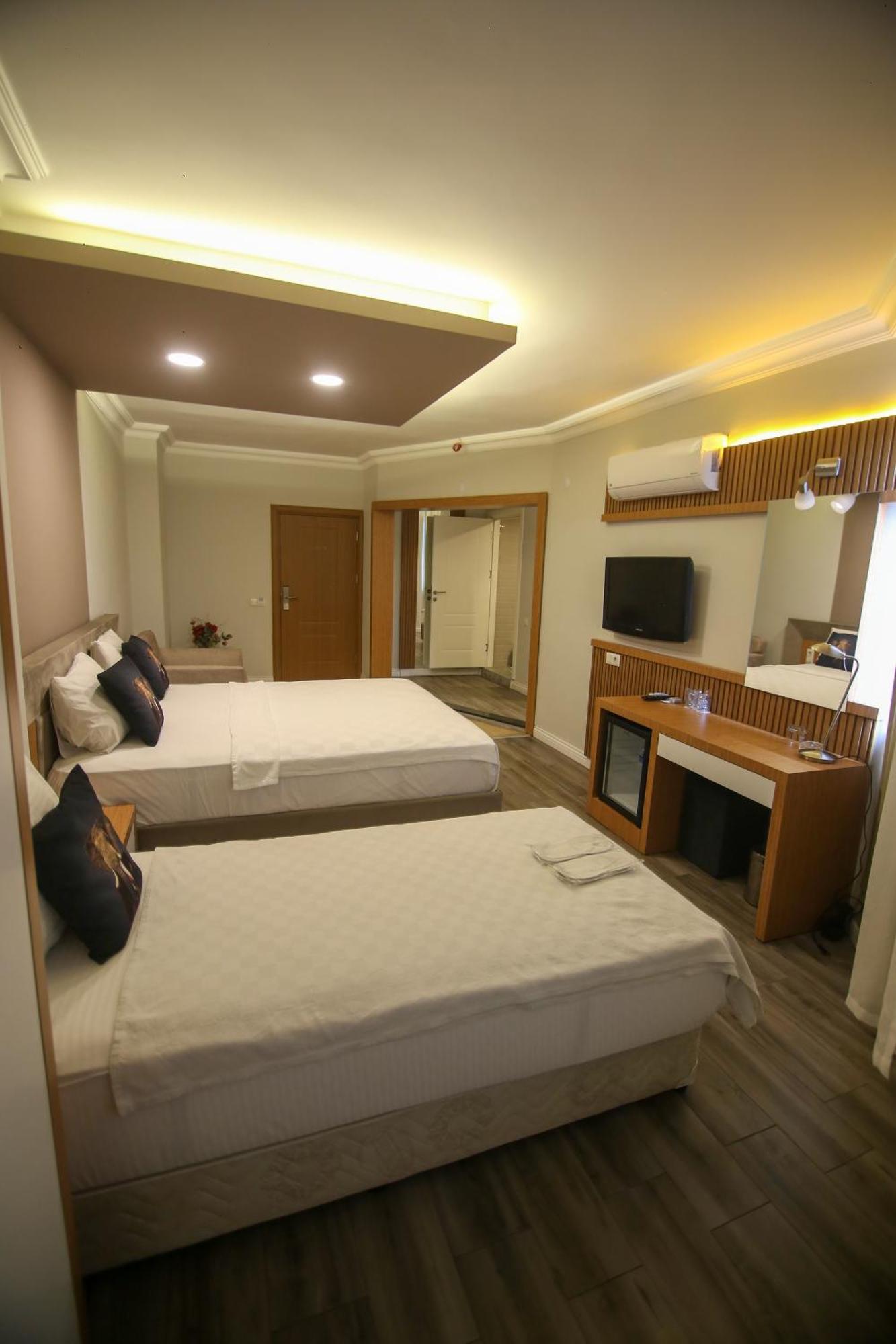Cevik Palace Hotel Antalya Luaran gambar