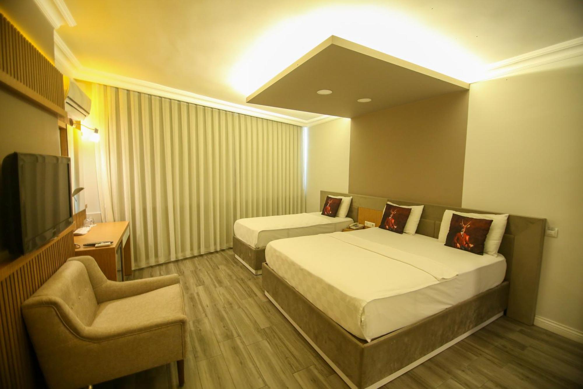 Cevik Palace Hotel Antalya Luaran gambar
