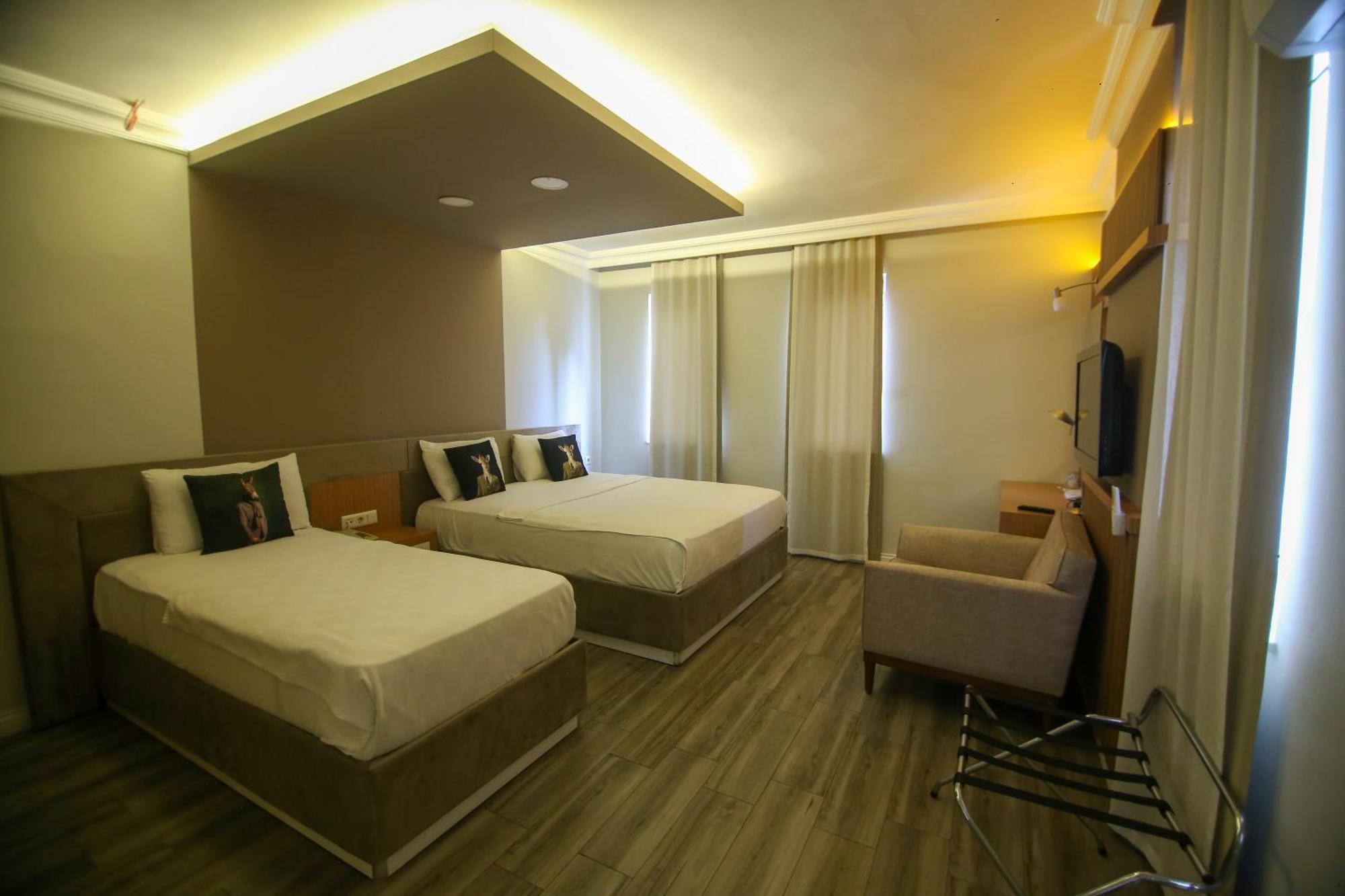 Cevik Palace Hotel Antalya Luaran gambar